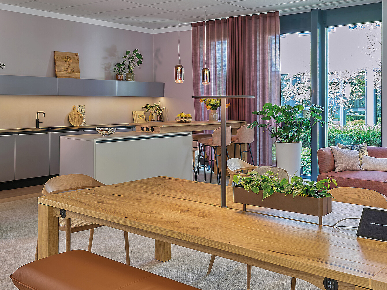 se:cafe team table Sedus HUB München