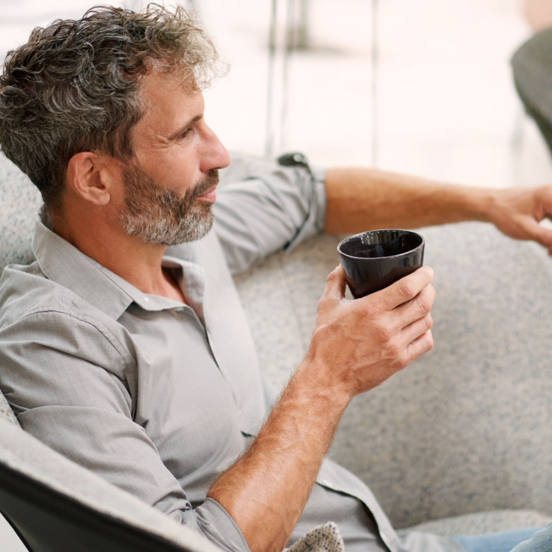 man sitting in sedus se:cove