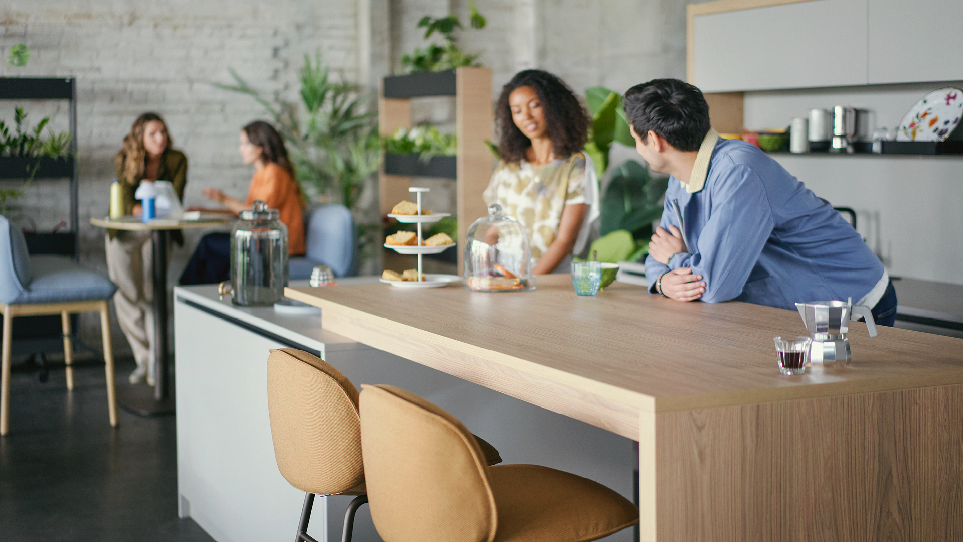 Le café comme « pont » dans l’environnement de travail hybride
