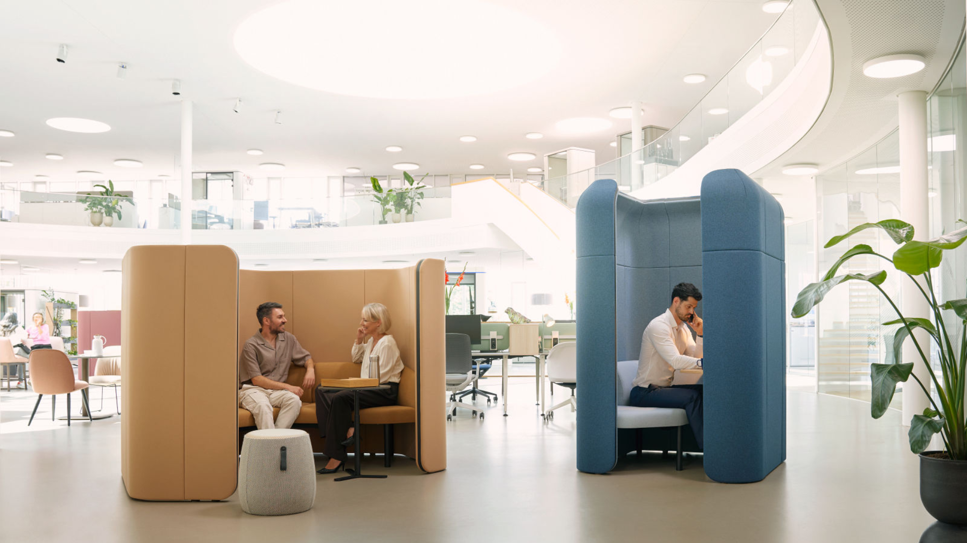 One System, Multiple Uses: se:hive for Focus Work, Informal Meetings and Breaks