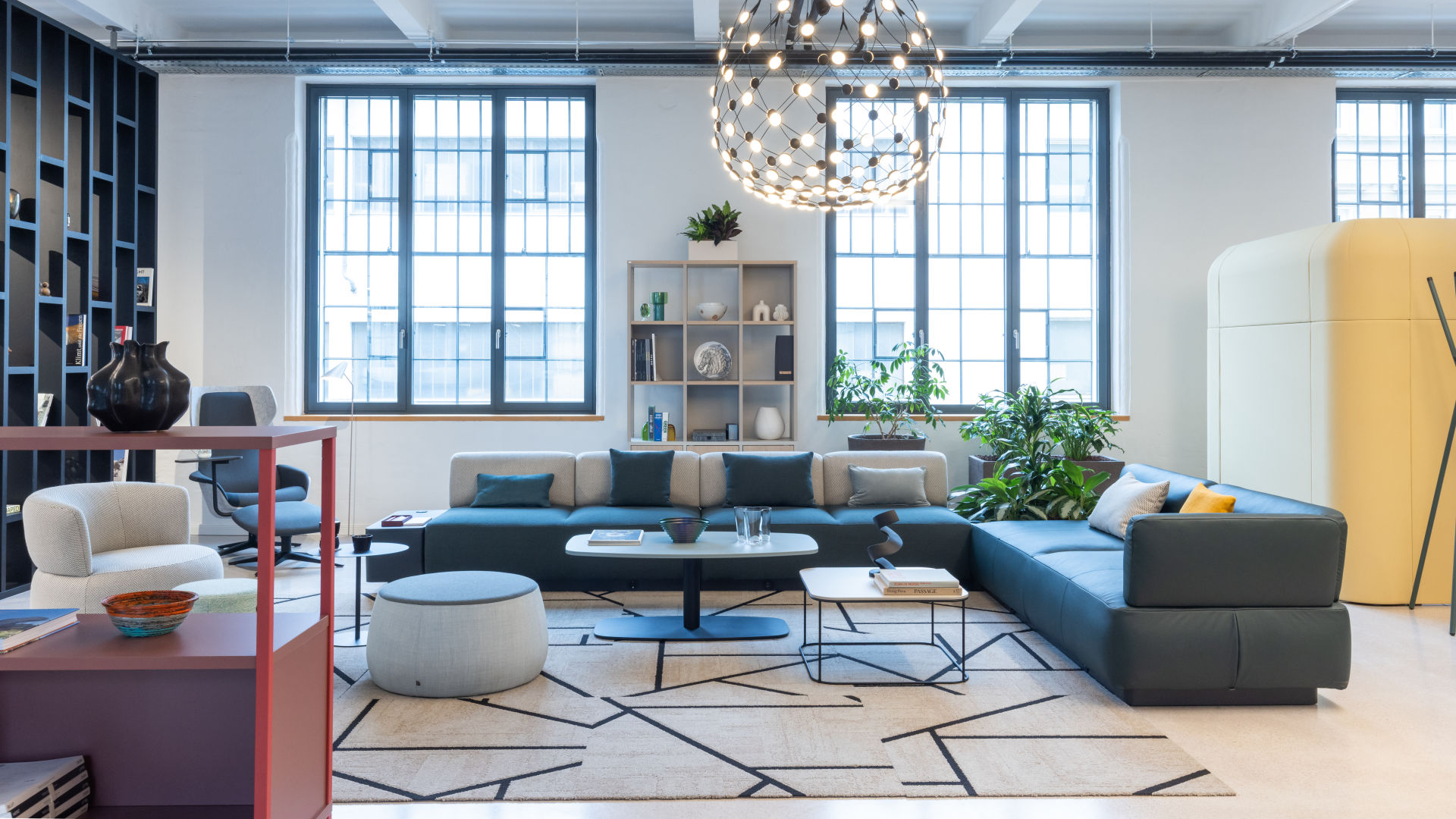 Transitional Spaces: The Underrated Boosters Between Teamwork and Focus