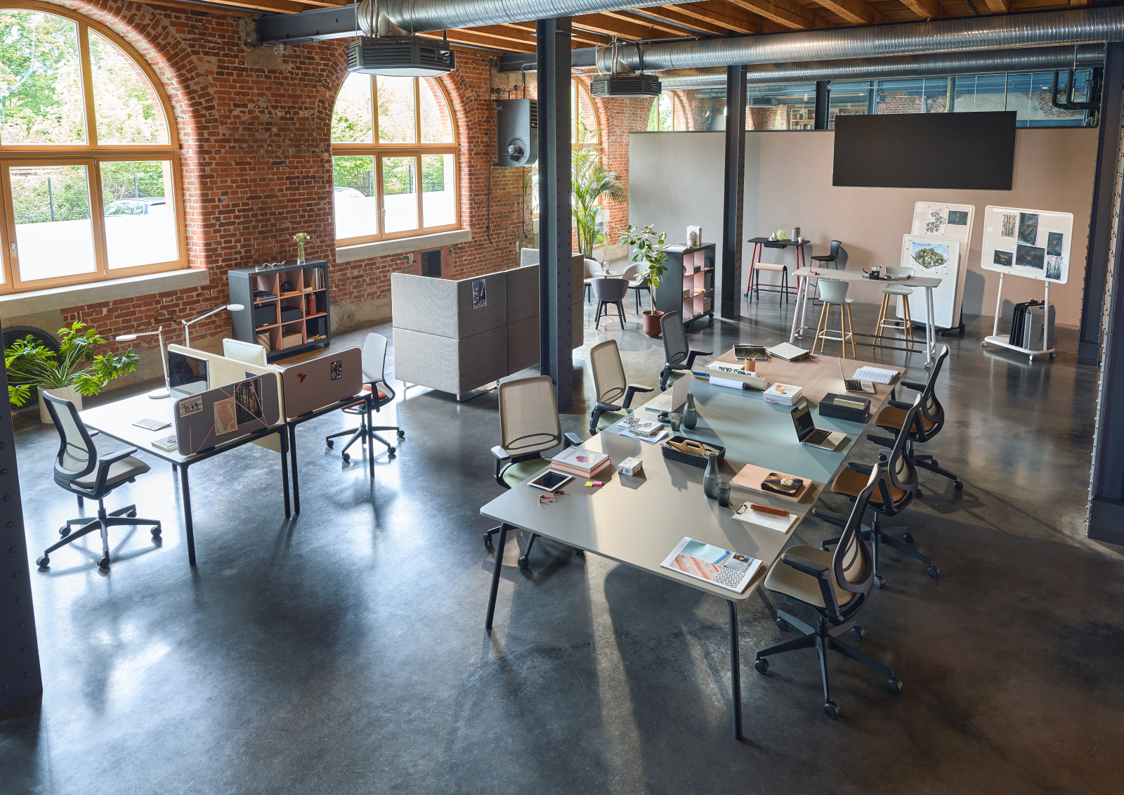 Four modes of attention – four types of space